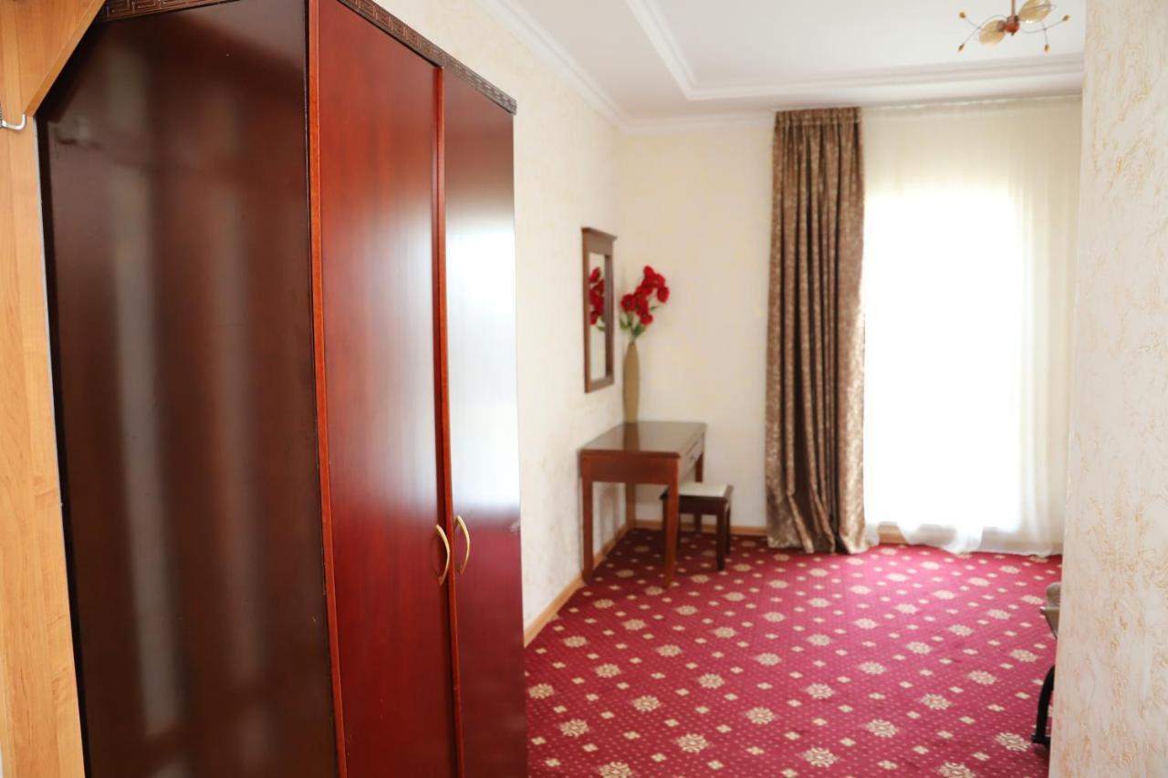 Hotel Eurasia Deluxe โบโรโวเย ภายนอก รูปภาพ